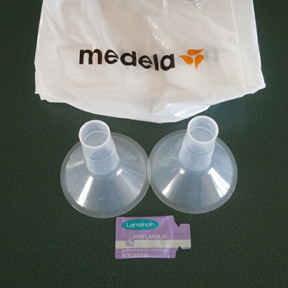 New Medela Breastshields size L 27
